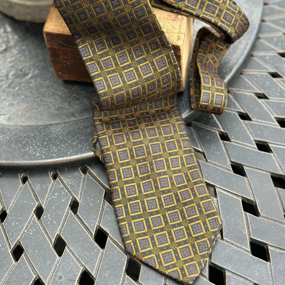 Amherst & Brock Silk Tie